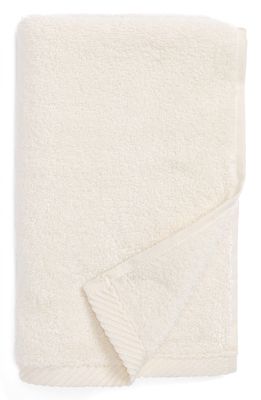 Matouk Milagro Fingertip Towel in Ivory