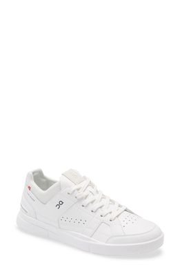 On THE ROGER Clubhouse Tennis Sneaker in White