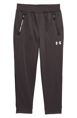 Under Armour Pennant Pants in Charcoal