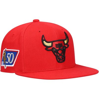 Men's Mitchell & Ness Red Chicago Bulls 50th Anniversary Snapback Hat