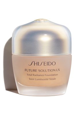 Shiseido Future Solution LX Total Radiance Foundation Broad Spectrum SPF 20 Sunscreen in Golden 1