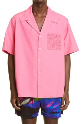 Valentino Crochet Lace Pocket Button-Up Camp Shirt in Bianco/Rosa