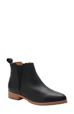 Nisolo Everyday Chelsea Boot in Black 004
