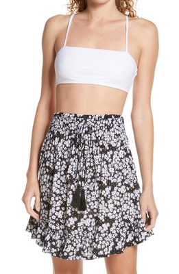 Tiare Hawaii Lily Rose Print Cover-Up Skirt in Scattered Daisy Black White