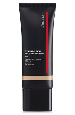 Shiseido Synchro Skin Self-Refreshing Tinted Moisturizer SPF 20 in 215 Light Buna