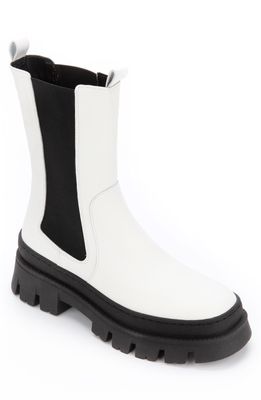 Kenneth Cole New York Maple Chelsea Boot in White