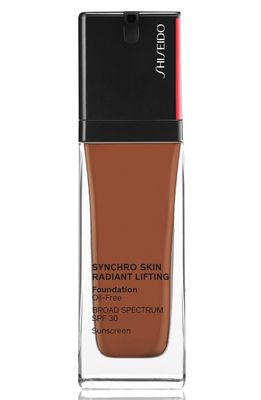 Shiseido Synchro Skin Radiant Lifting Foundation SPF 30 in 520 Rosewood