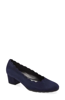 Gabor Scalloped Pump in Blue