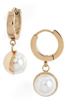Knotty Imitation Pearl Huggie Drop Earrings in Gold
