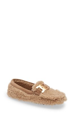 Tod's Kate Chain Detail Genuine Shearling Driving Shoe in Teddy