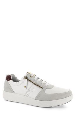 STRIVE Madison Sneaker in Winter White