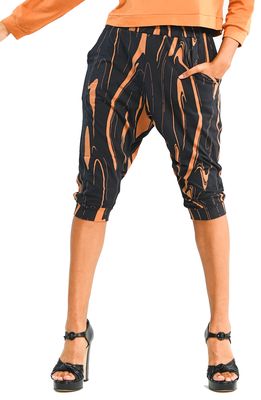 DAI MODA Fitted Crop Sweatpants in Grounded