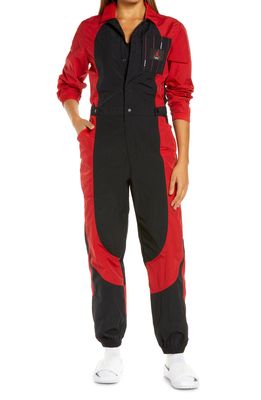 Jordan Essentials Flight Suit in Varsity Red/Black/Black