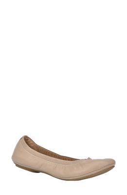 Bandolino Edition Flat in Light Nude Leather