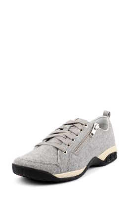 Therafit Sienna Sneaker in Light Grey Fabric