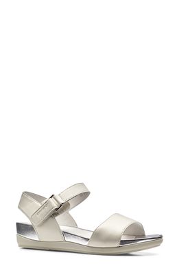 Stonefly Eve Wedge Sandal in Cloud White