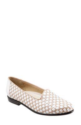 Trotters Liz Slip-On Loafer in White/Nude Leather