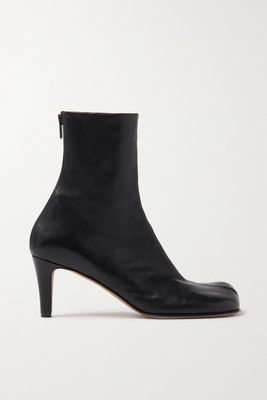 Bottega Veneta - Bloc Leather Ankle Boots - Black