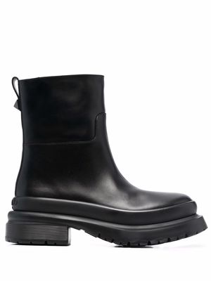 Valentino Garavani Rockstud almond-toe ankle boots - Black