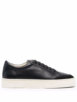 Giorgio Armani low-top leather sneakers - Black