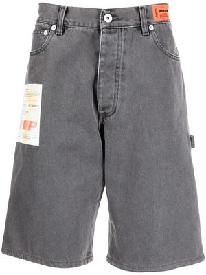 Heron Preston label-detail denim shorts - Grey