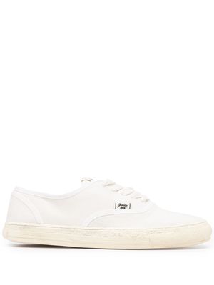 Maison Mihara Yasuhiro General Scale side logo-patch sneakers - White
