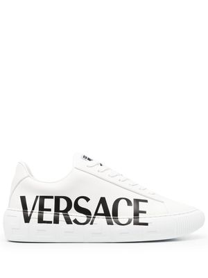 Versace Greca logo-print low-top sneakers - White