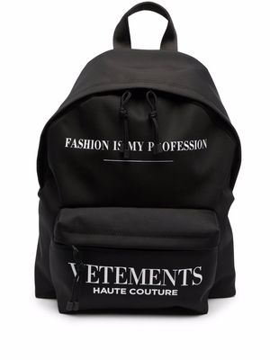 VETEMENTS logo-print backpack - Black