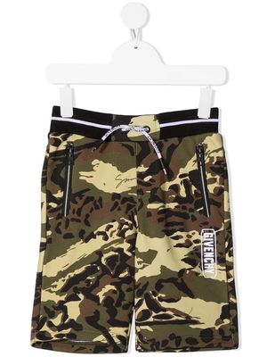 Givenchy Kids camouflage track shorts - Green