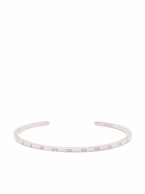 Maison Margiela numbers-engraved cuff bracelet - Silver