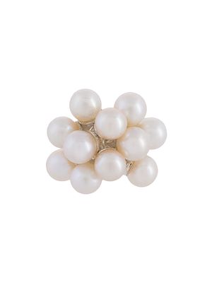 E.M. pearl cluster stud earring - White