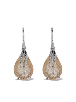 Wouters & Hendrix Gold 18kt gold quartz claw rutilated earrings - WHITE GOLD