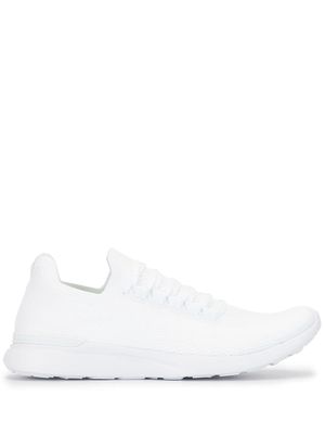 APL: ATHLETIC PROPULSION LABS Techloom Breeze knitted sneakers - White