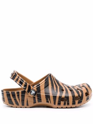 Crocs zebra-print slides - Brown