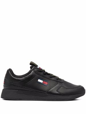 Tommy Jeans logo-patch low-top sneakers - Black