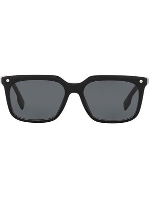 Burberry Eyewear Carnaby sunglasses - Grey