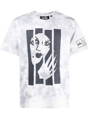 Haculla Broken Witch graphic-print T-Shirt - Grey