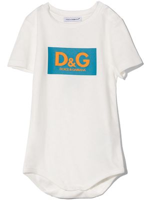 Dolce & Gabbana Kids logo print shorts-sleeve body - White