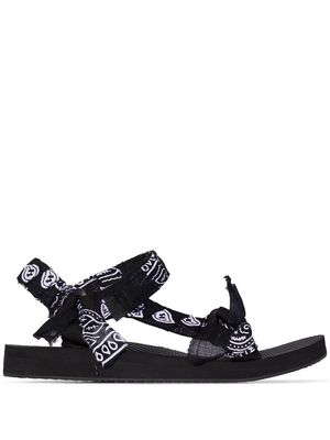 Arizona Love Trekky bandana-print sandals - Black