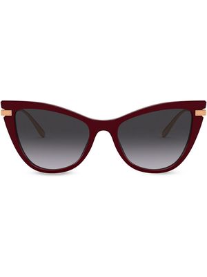 Dolce & Gabbana Eyewear cat-eye frame sunglasses - Red