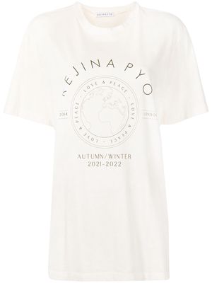 Rejina Pyo graphic-print cotton T-shirt - Neutrals