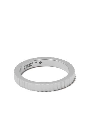 Le Gramme 18kt white gold 5g Vertical Guilloche ring