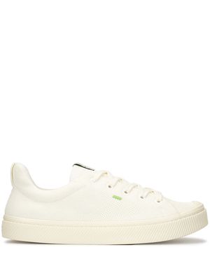 Cariuma IBI low-top knit sneakers - White