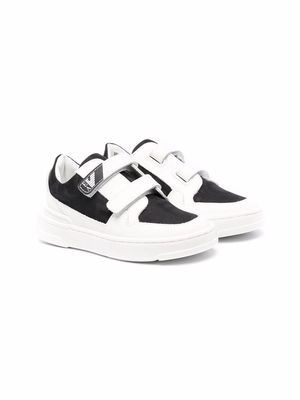 Emporio Armani Kids two-tone touch-strap sneakers - White
