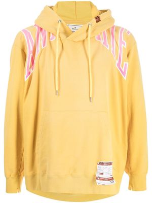 Maison Mihara Yasuhiro logo-print cotton hoodie - Yellow
