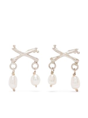 Claire English Rumbucaneer pearl stud earrings - Silver