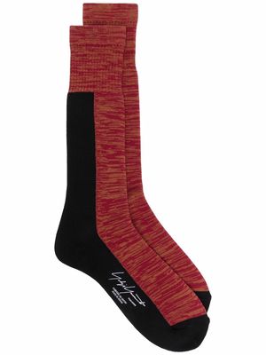 Yohji Yamamoto patterned calf-length socks - Red