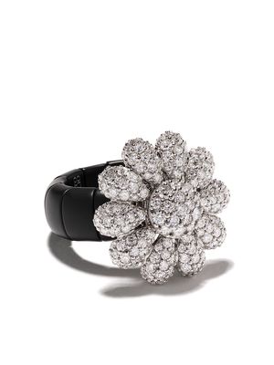 Roberto Demeglio 18kt white gold diamond flower ring