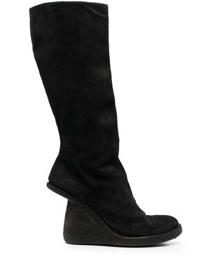 Guidi asymmetric-heel knee boots - Black