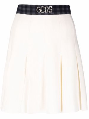 Gcds embellished logo-waistband skirt - White